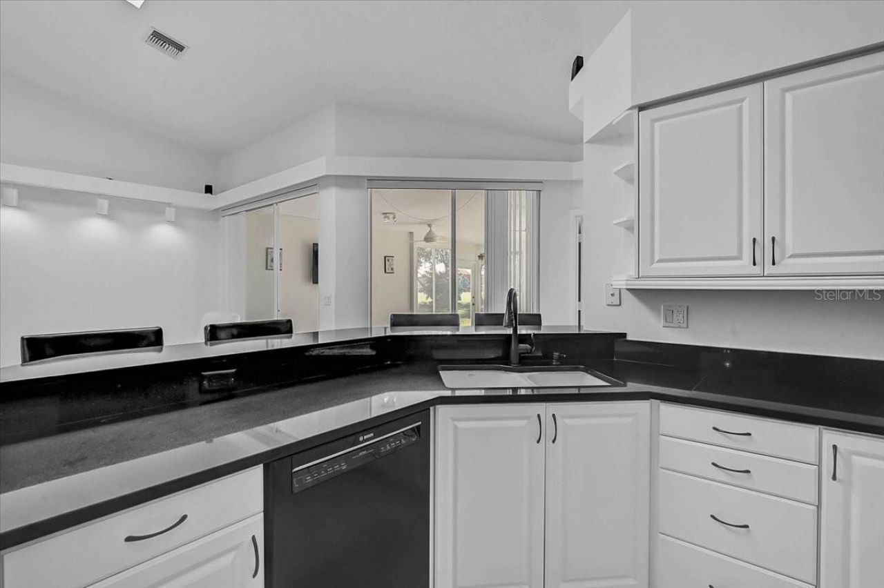 4006 Caddie Drive E, Bradenton, FL 34203 Photo