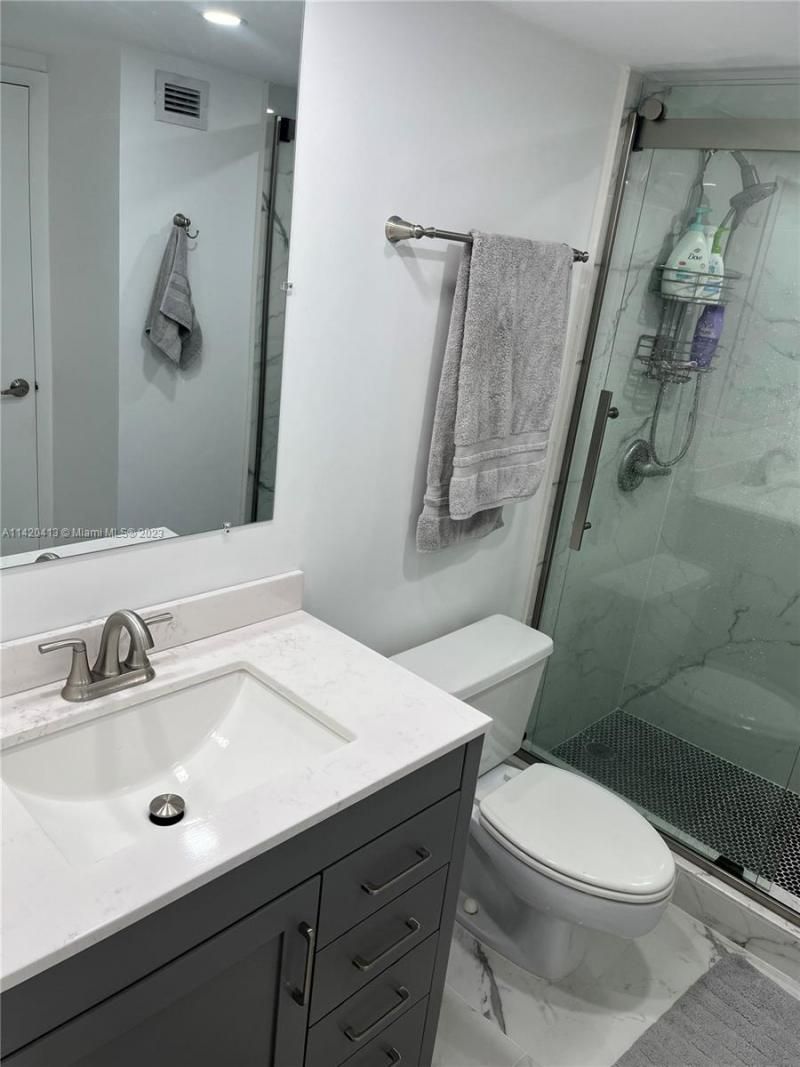 2030 S Ocean Dr, Unit 1602, Hallandale Beach, FL 33009 Photo