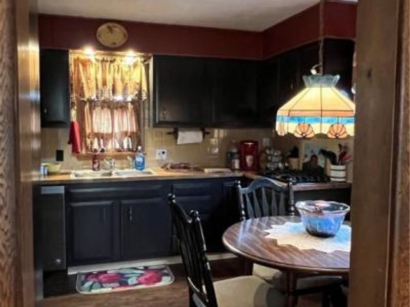 911 Grandview Avenue, New Matamoras, OH 45767 Photo 16