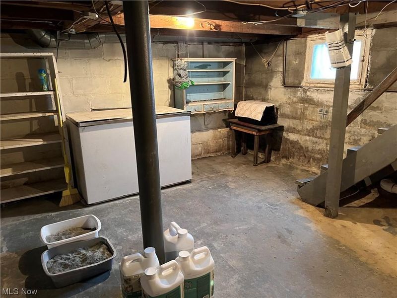 911 Grandview Avenue, New Matamoras, OH 45767 Photo 32