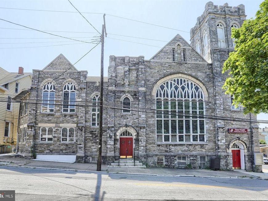 300 Pine Street, Steelton, PA 17113 Main Photo