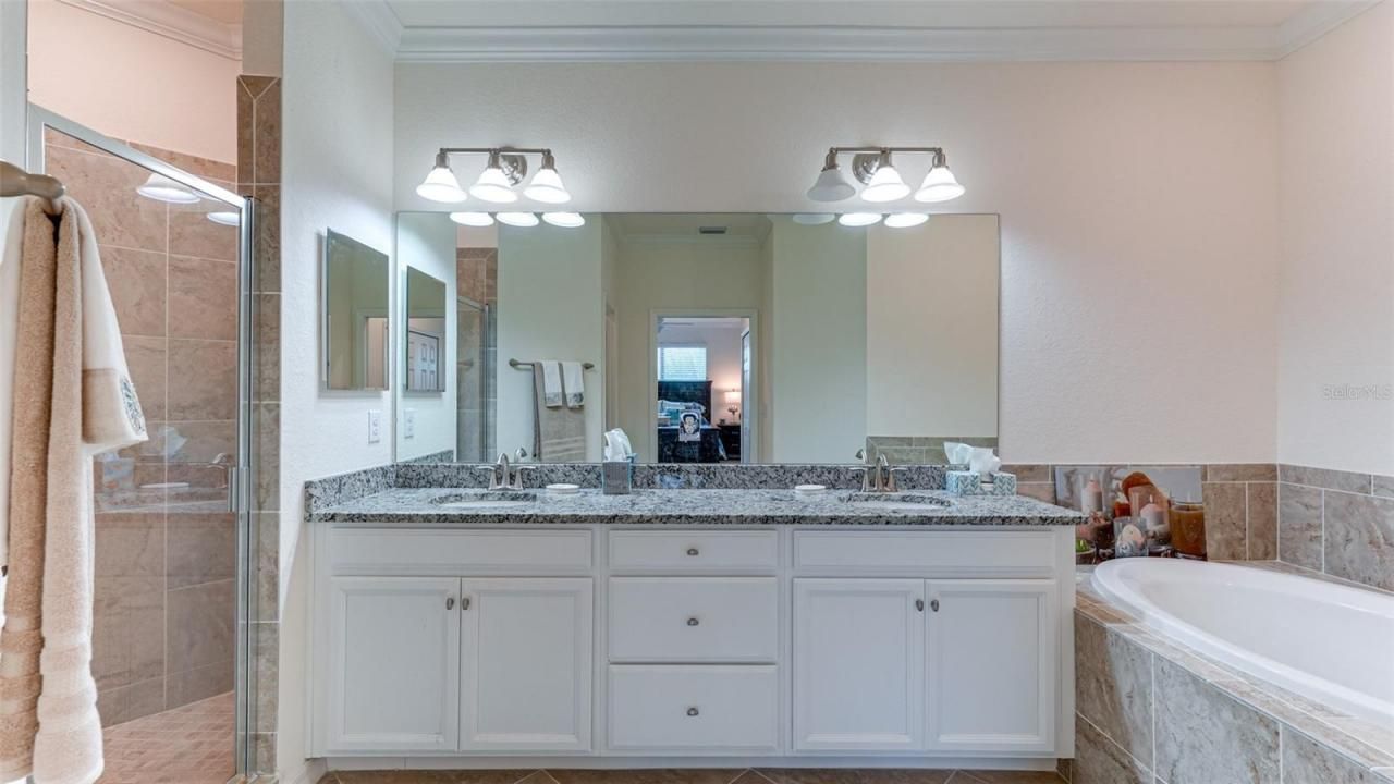 5805 Wake Forest Run, Unit 103, Lakewood Ranch, FL 34211 Photo