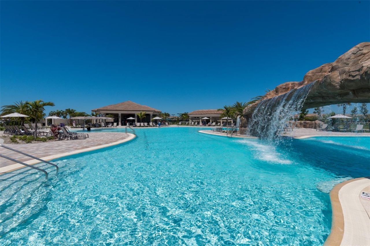 5805 Wake Forest Run, Unit 103, Lakewood Ranch, FL 34211 Photo
