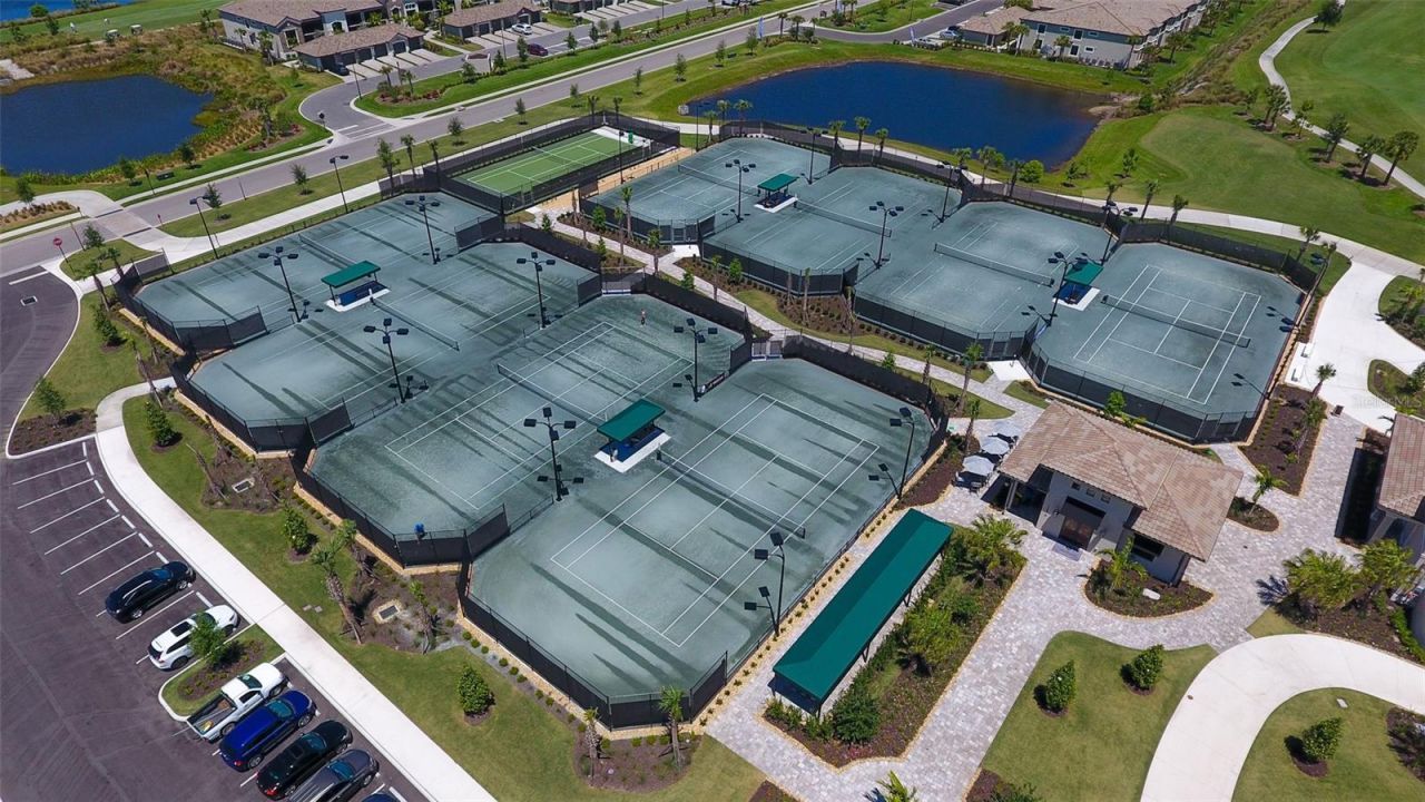 5805 Wake Forest Run, Unit 103, Lakewood Ranch, FL 34211 Photo