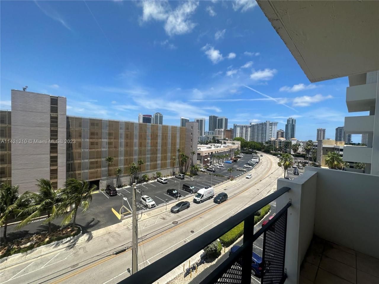 401 Golden Isles Dr, Unit 603, Hallandale Beach, FL 33009 Photo