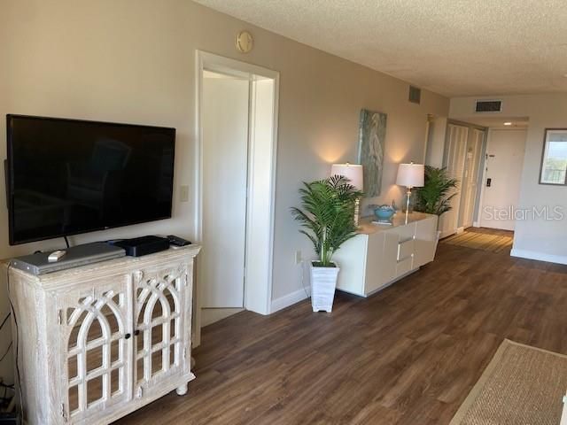 1001 Benjamin Franklin Drive, Unit 507, Sarasota, FL 34236 Photo