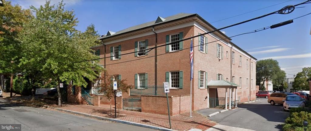 12 N WASHINGTON STREET, WINCHESTER, VA 22601