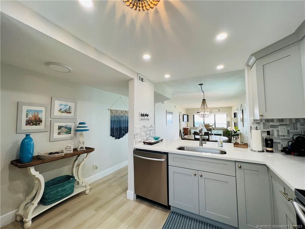 9400 S Ocean Drive, Unit 608B, Jensen Beach, FL 34957 Photo