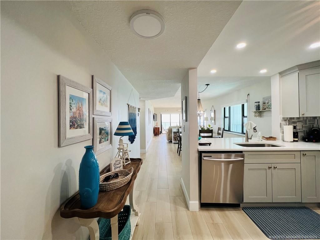 9400 S Ocean Drive, Unit 608B, Jensen Beach, FL 34957 Photo