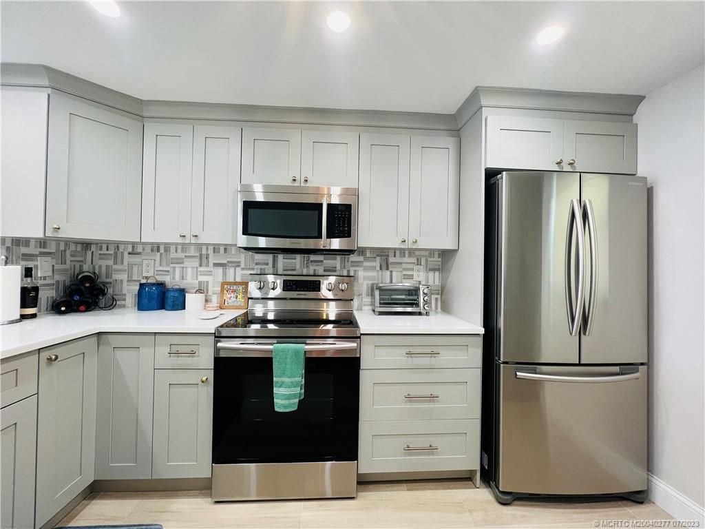 9400 S Ocean Drive, Unit 608B, Jensen Beach, FL 34957 Photo