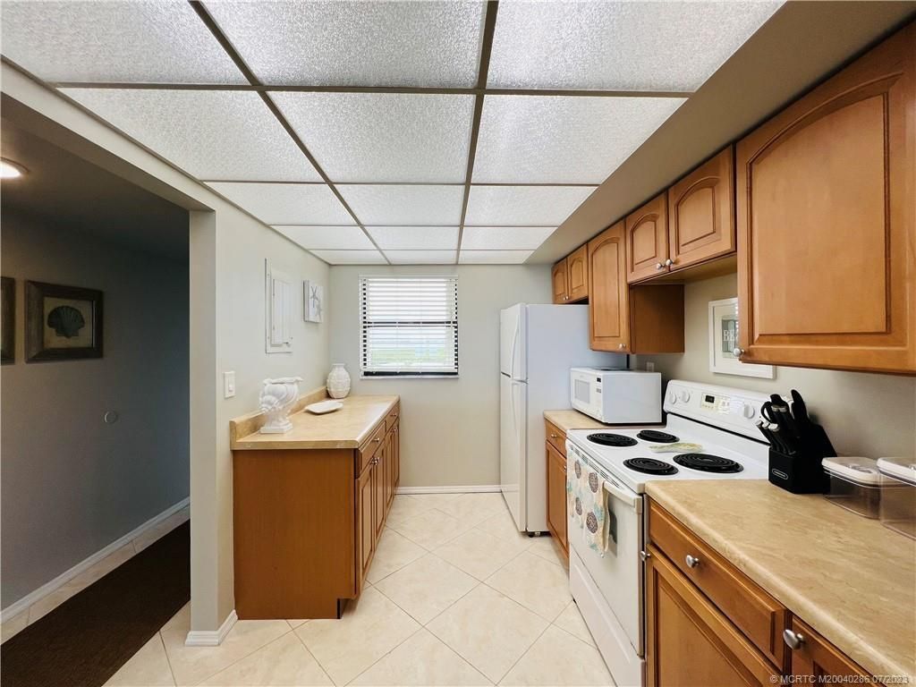 9400 S Ocean Drive, Unit 1003 B, Jensen Beach, FL 34957 Photo