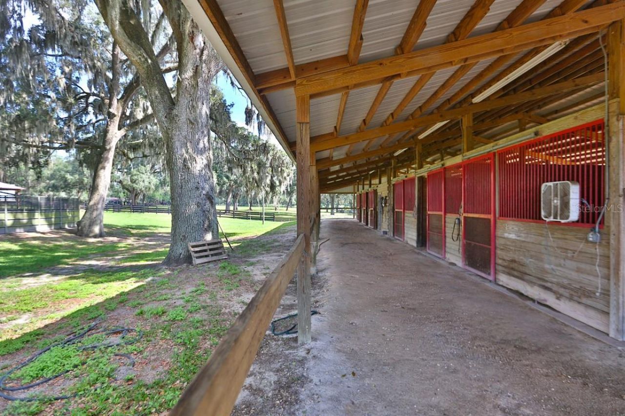 13450 NW Gainesville Road, Reddick, FL 32686 Photo