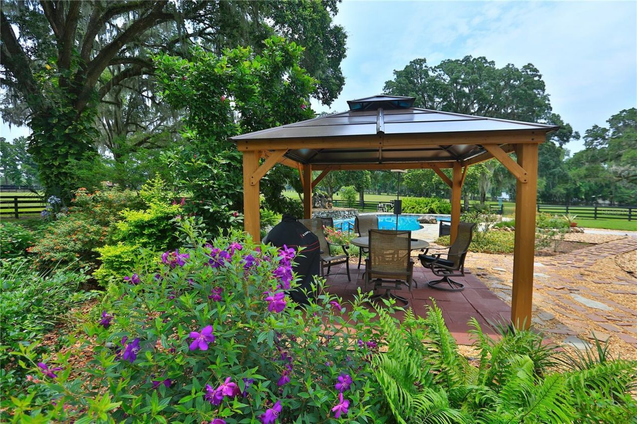 13450 NW Gainesville Road, Reddick, FL 32686 Photo