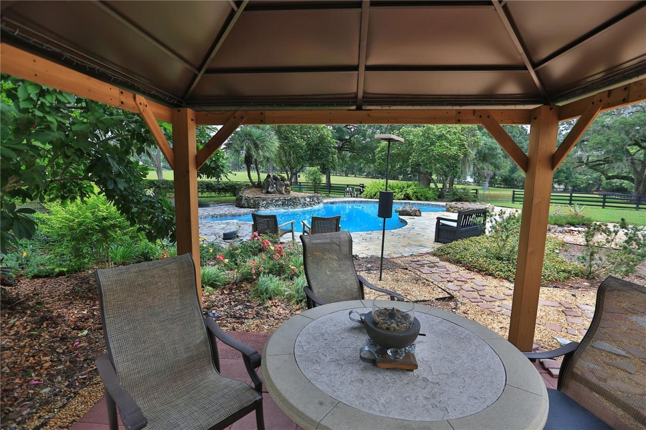 13450 NW Gainesville Road, Reddick, FL 32686 Photo