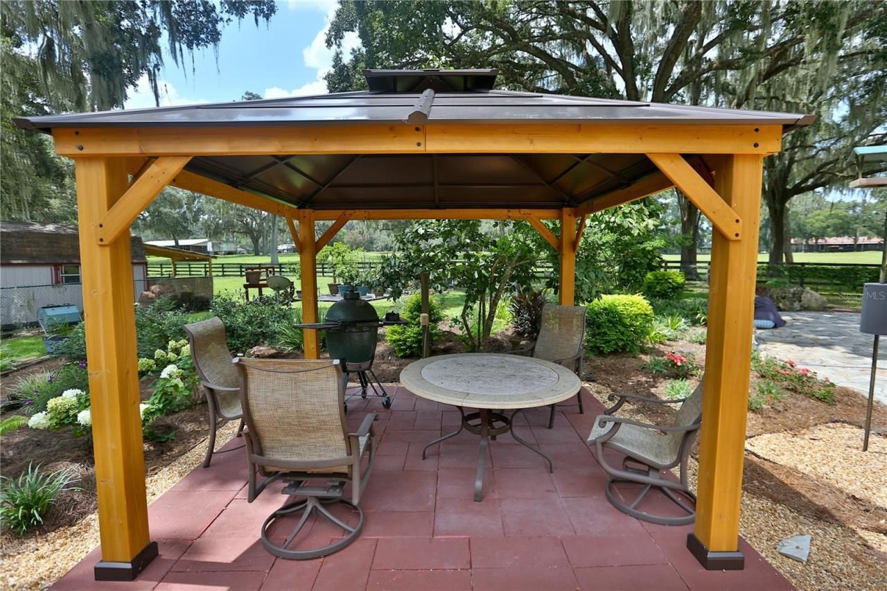 13450 NW Gainesville Road, Reddick, FL 32686 Photo