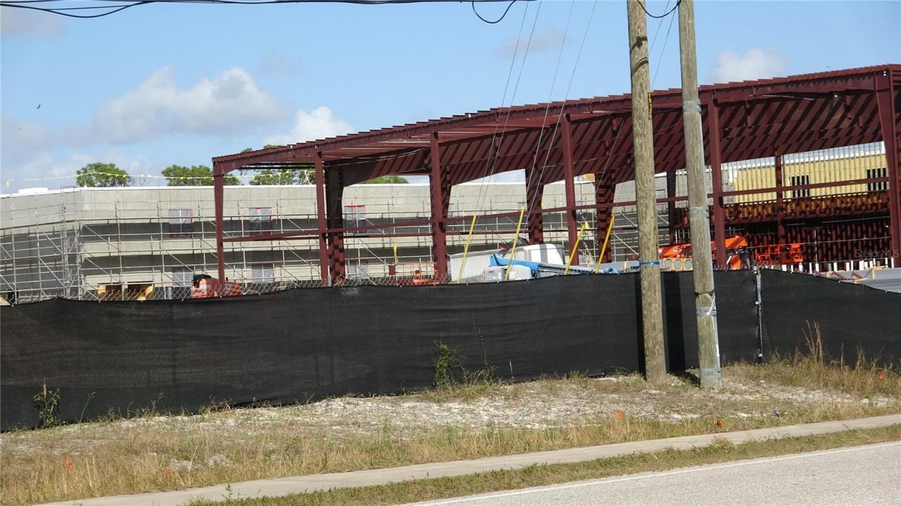 1901 E Price Boulevard, North Port, FL 34288 Photo