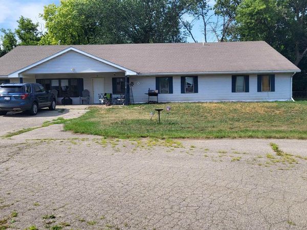 1936 N Washington Street, Janesville, WI 53548