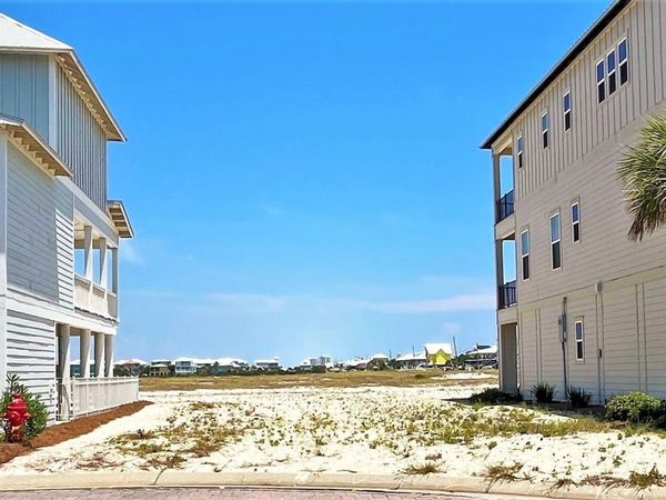 1416 Seaside Cir, Navarre Beach, FL 32566