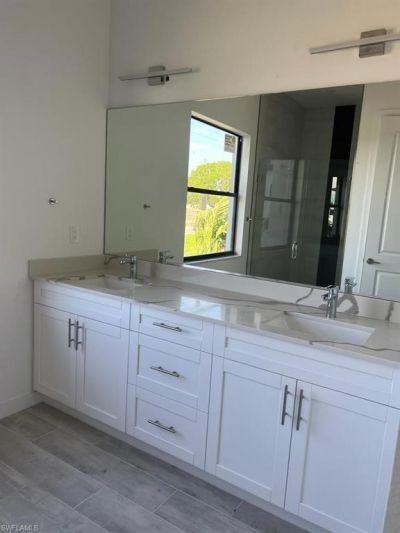 345 Diplomat Pkwy E, Cape Coral, FL 33909 Photo