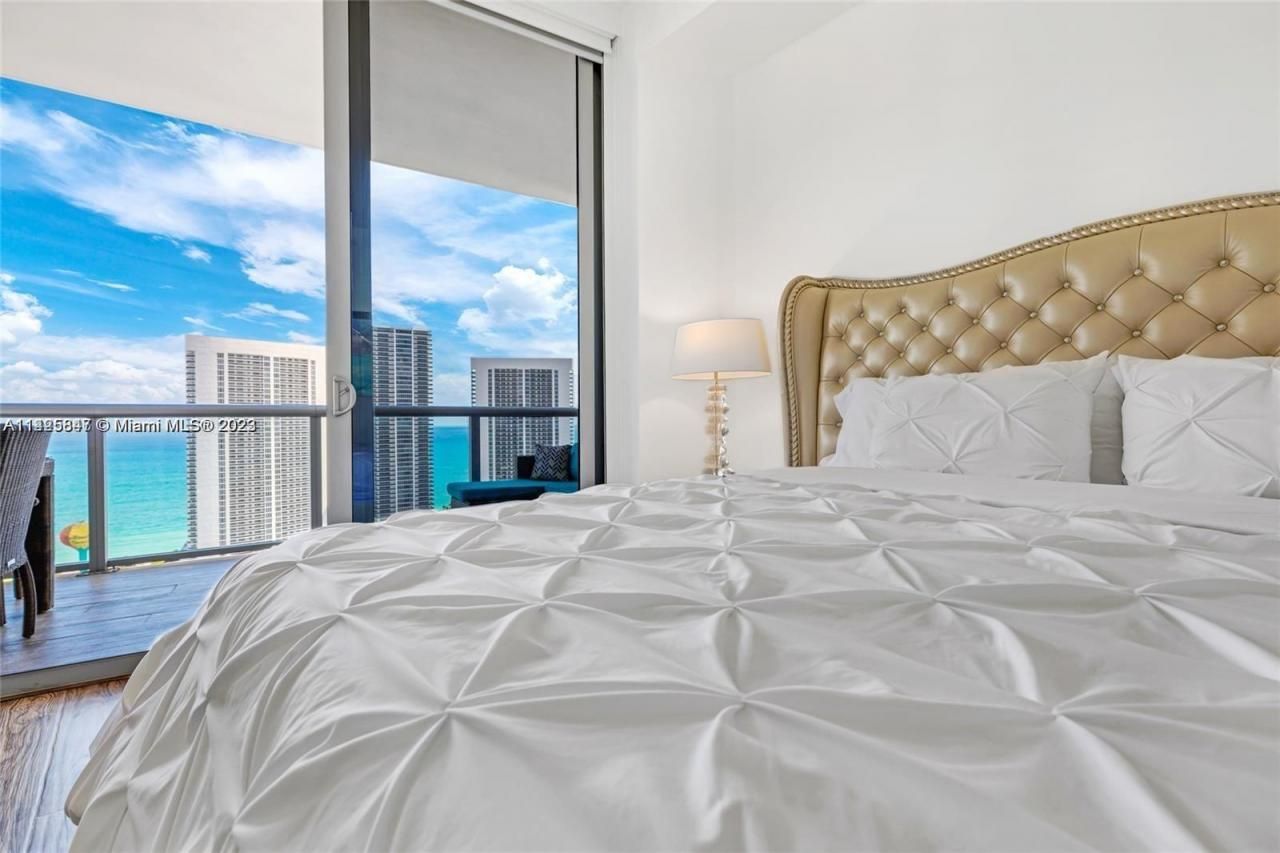 2600 E Hallandale Beach Blvd, Unit T3302, Hallandale Beach, FL 33009 Photo