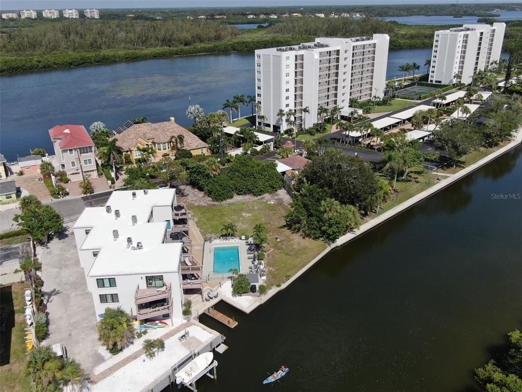 9238 Midnight Pass Road, Sarasota, FL 34242 Photo