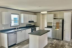 1 Evangelitst Drive photo 4