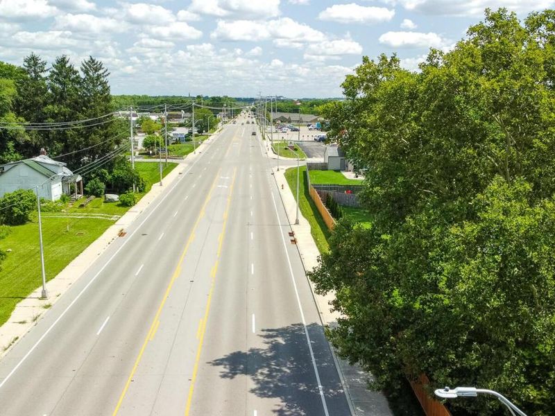 2074 Hard Road, Columbus, OH 43235 Photo 5