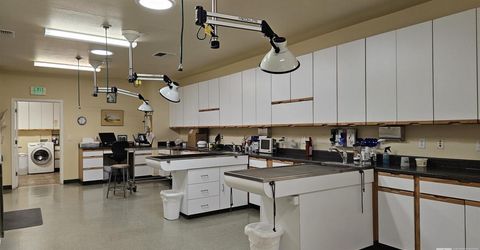 405 S Main Street, Yerington, NV 89447 Photo
