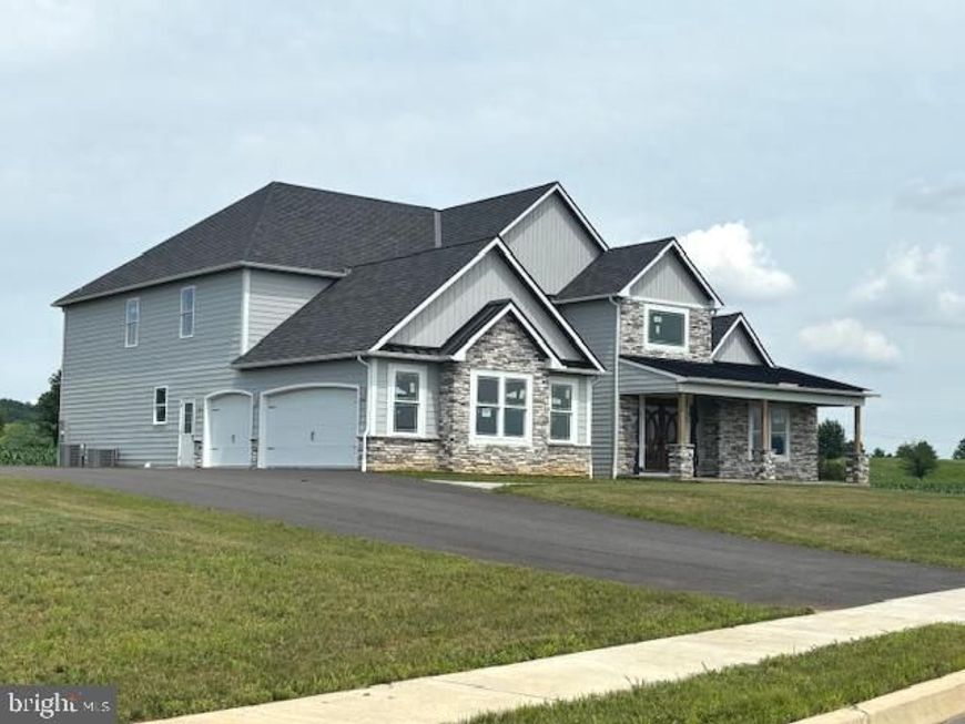 11 Fiorino Way, Unit 1, Sinking Spring, PA 19608 Main Photo