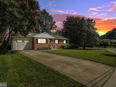 3257 FARAGUT COURT, FALLS CHURCH, VA 22044