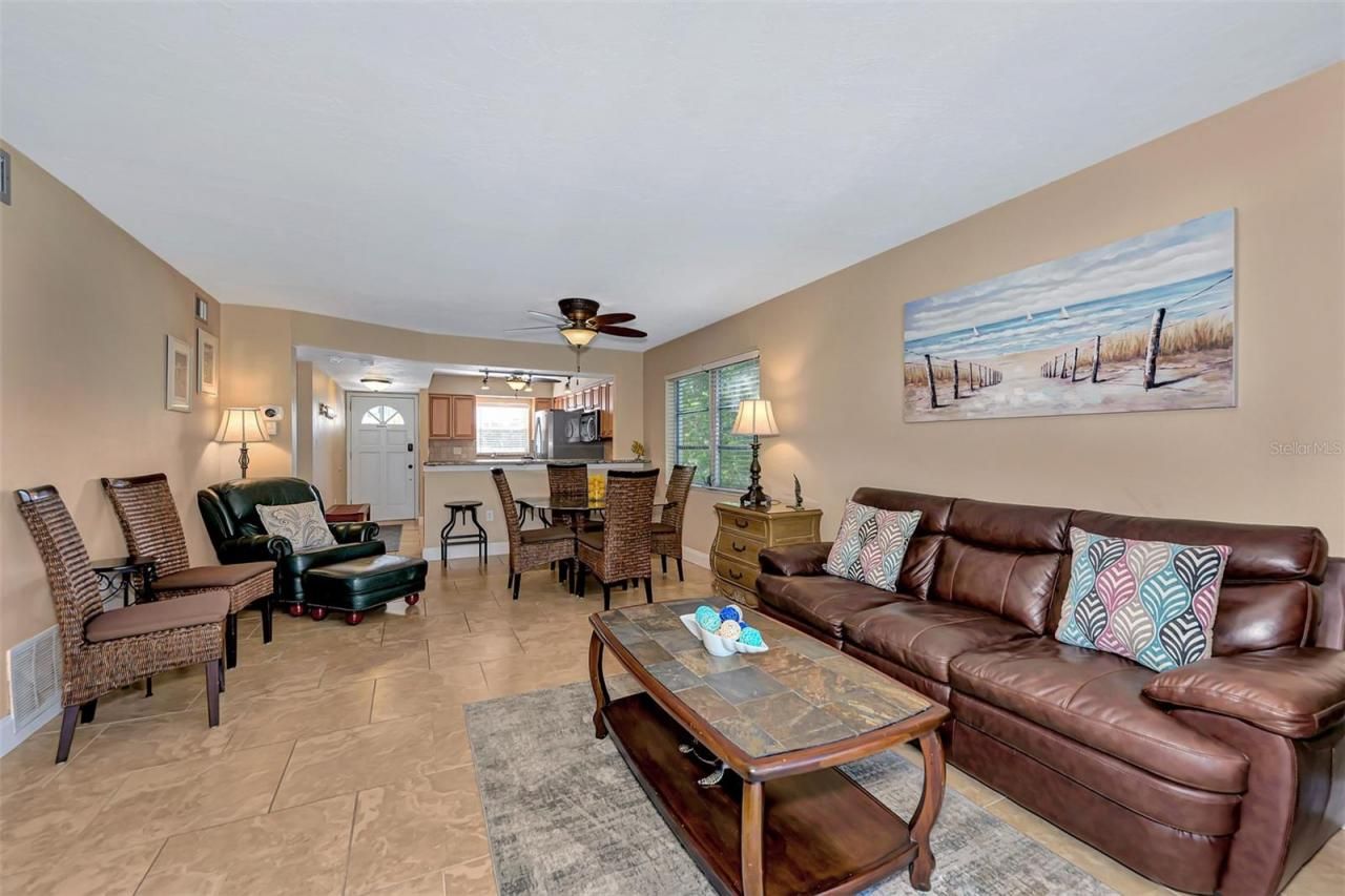 116 Vista Hermosa Circle, Unit 210C, Sarasota, FL 34242 Photo