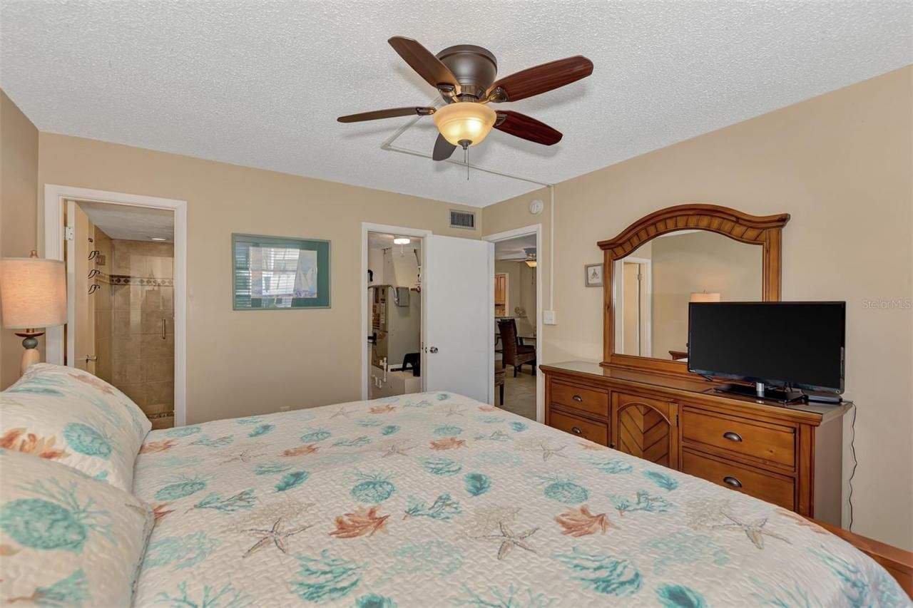 116 Vista Hermosa Circle, Unit 210C, Sarasota, FL 34242 Photo