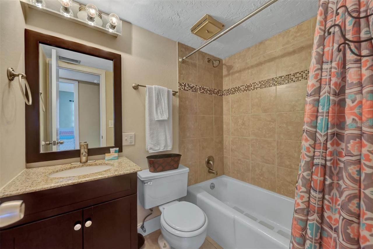 116 Vista Hermosa Circle, Unit 210C, Sarasota, FL 34242 Photo