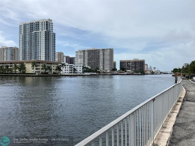 100 Golden Isles Drive, Unit 4-414, Hallandale Beach, FL 33009 Photo