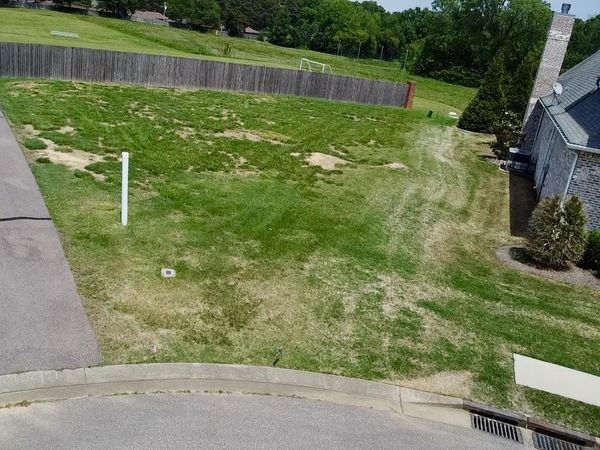 22 Hampton Place, Dyersburg, TN 38024