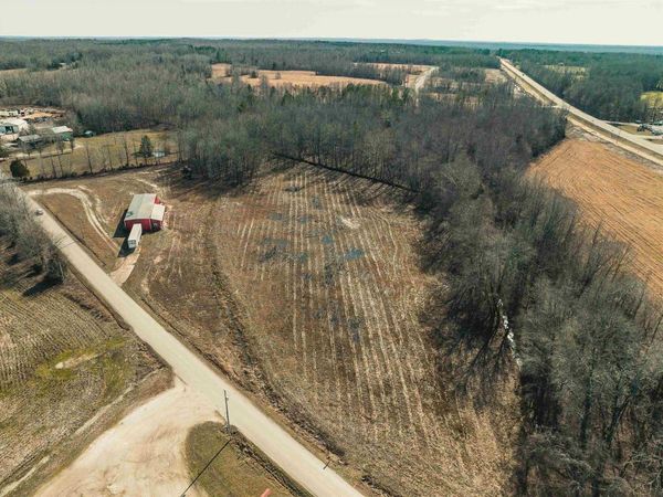 198 McIllwain Road, Holladay, TN 38341