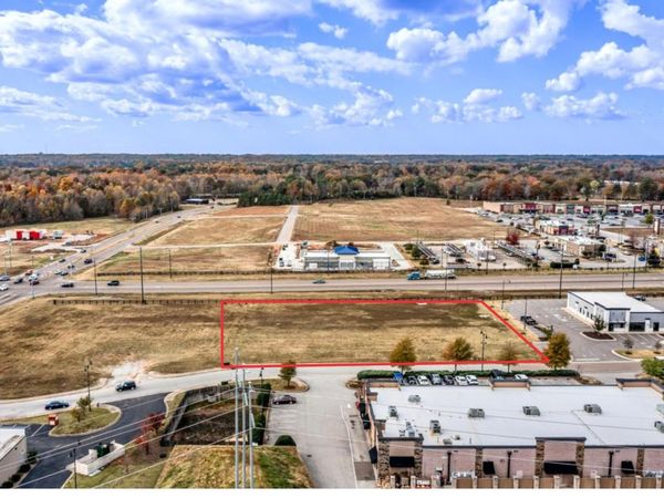 283 Parkstone Place, Jackson, TN 38305