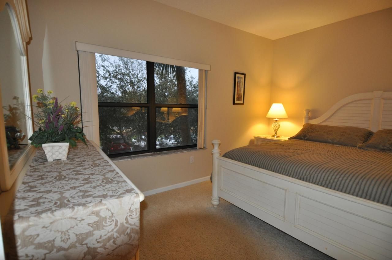 200 Uno Lago Drive, Unit 201, Juno Beach, FL 33408 Photo