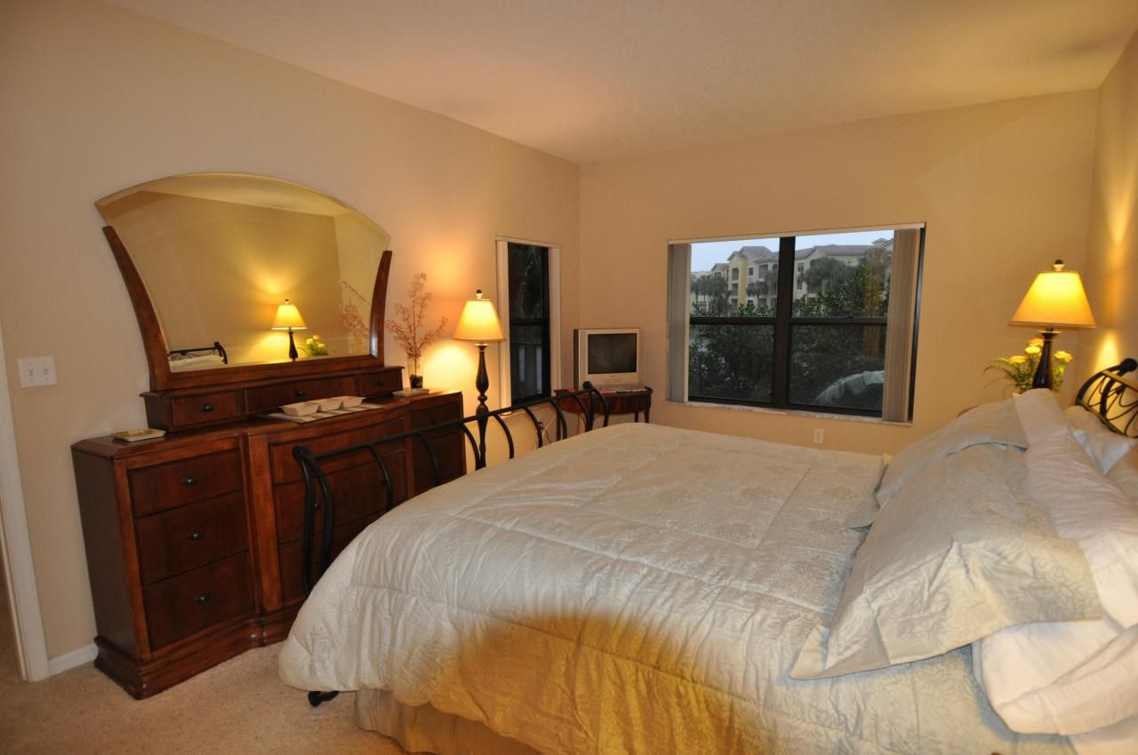 200 Uno Lago Drive, Unit 201, Juno Beach, FL 33408 Photo