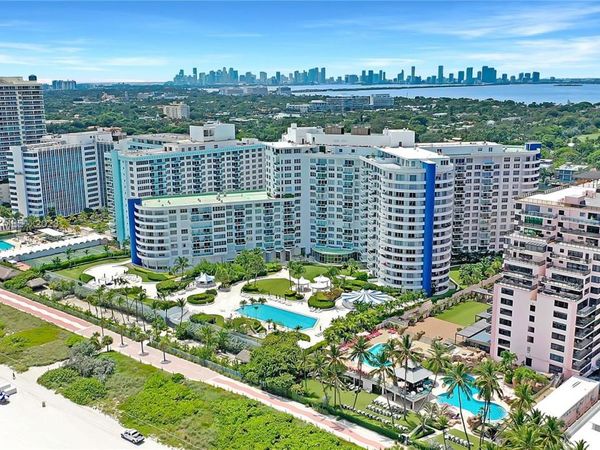 5151 Collins Ave, Unit 1523, Miami Beach, FL 33140