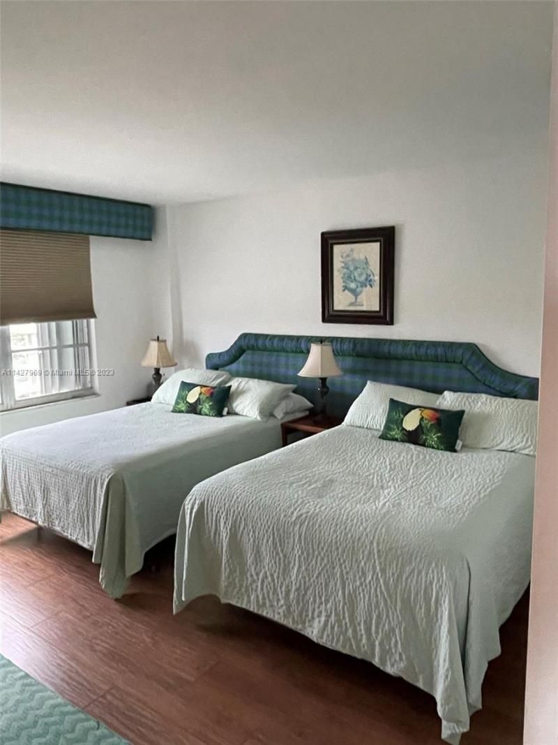 5151 Collins Ave, Unit 1523, Miami Beach, FL 33140 Photo