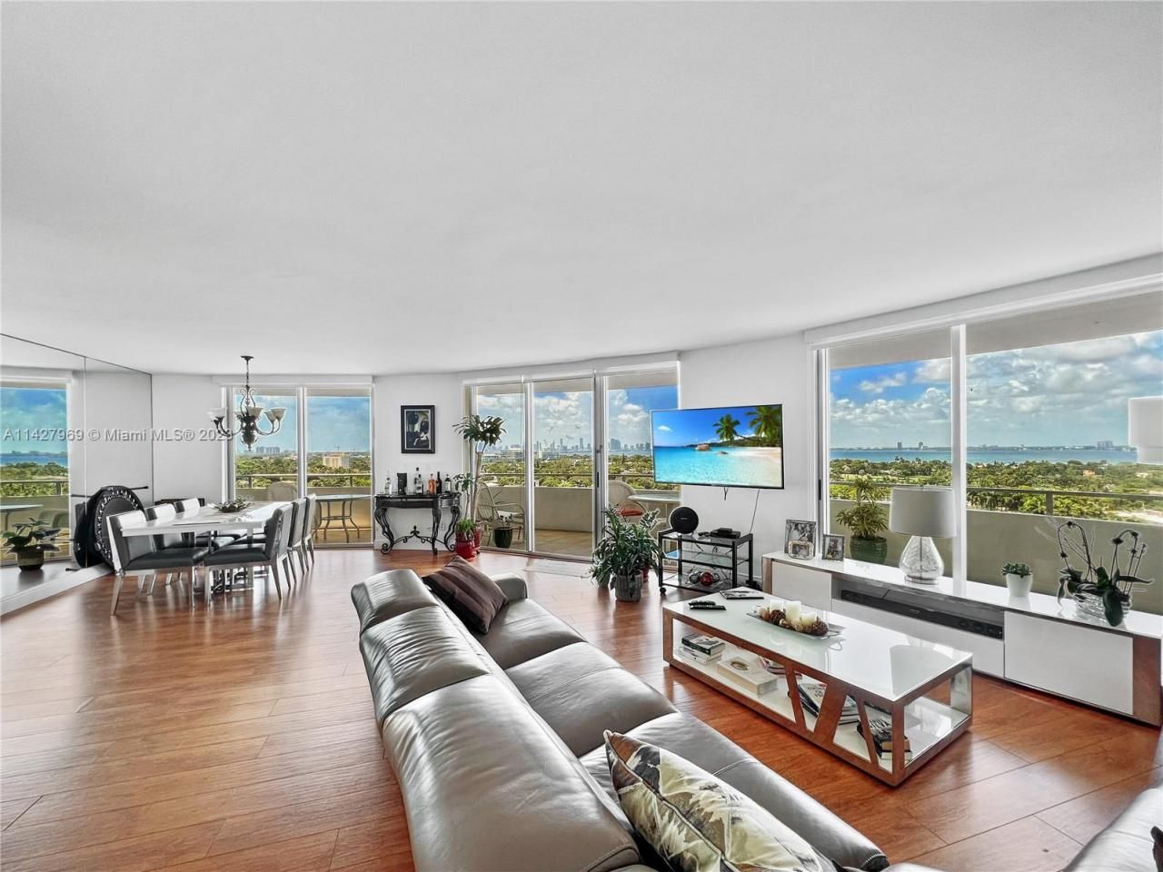5151 Collins Ave, Unit 1523, Miami Beach, FL 33140 Photo