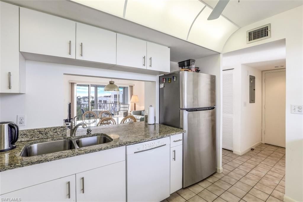 133 S Collier Blvd, Unit C-502, Marco Island, FL 34145 Photo