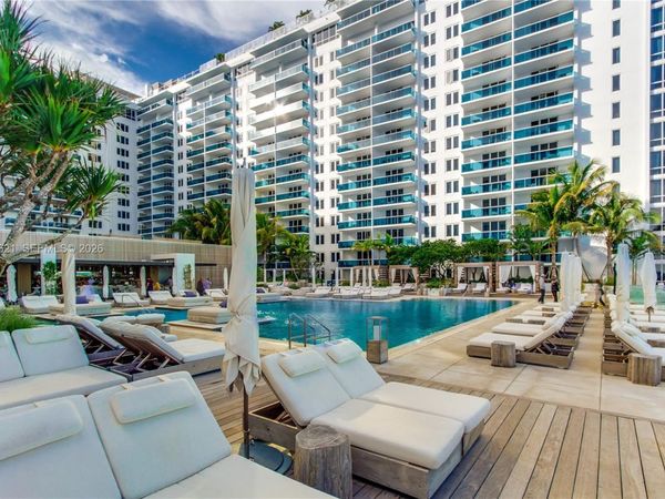 102 24th St, Unit 1108, Miami Beach, FL 33139