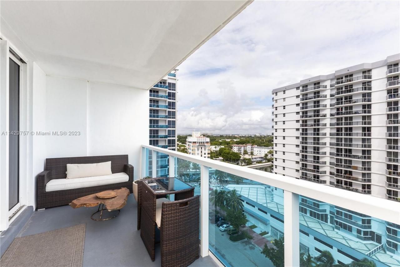 102 24th St, Unit 1013, Miami Beach, FL 33139 Photo