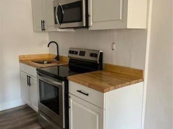 1630 N Dixie Highway, Unit 3, Fort Lauderdale, FL 33305