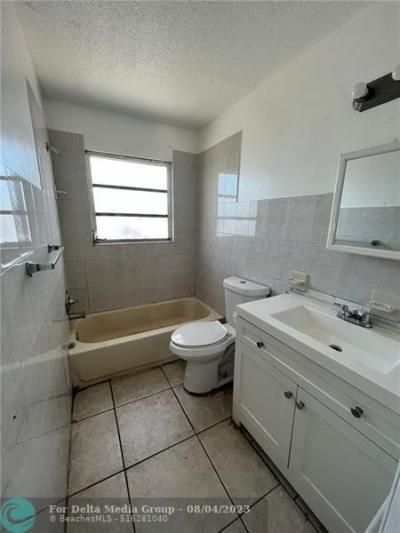 2417 N 19th Avenue, Unit 6, Hollywood, FL 33020 Photo