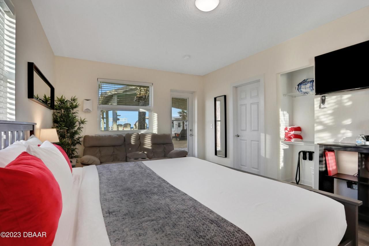 1204 S Ocean Shore Boulevard, Flagler Beach, FL 32136 Photo