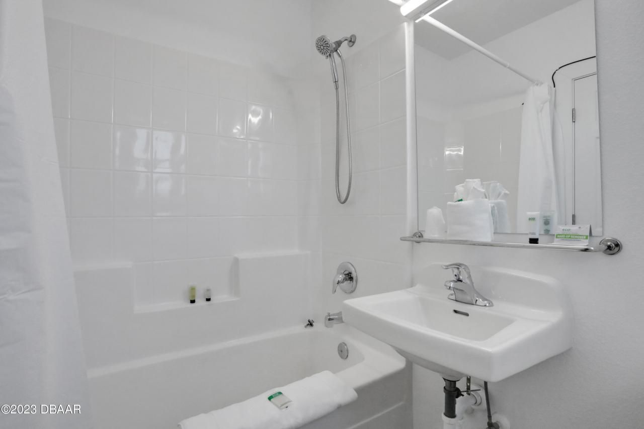 1204 S Ocean Shore Boulevard, Flagler Beach, FL 32136 Photo