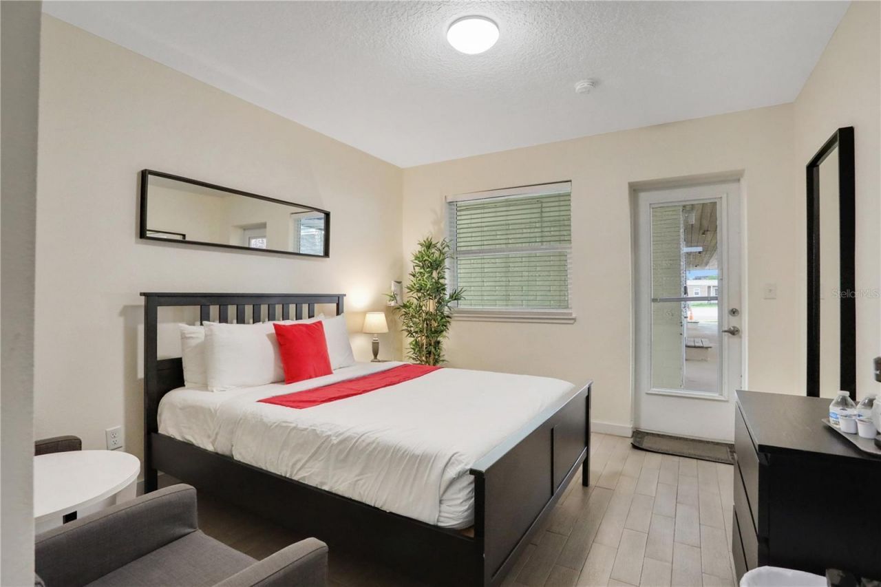 1204 S Ocean Shore Boulevard, Flagler Beach, FL 32136 Photo